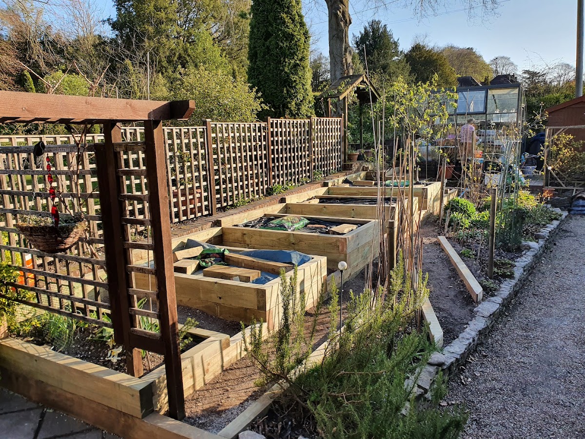 Charles Henry Property Services: 6 Five-Star Reviews From Emsworth Locals