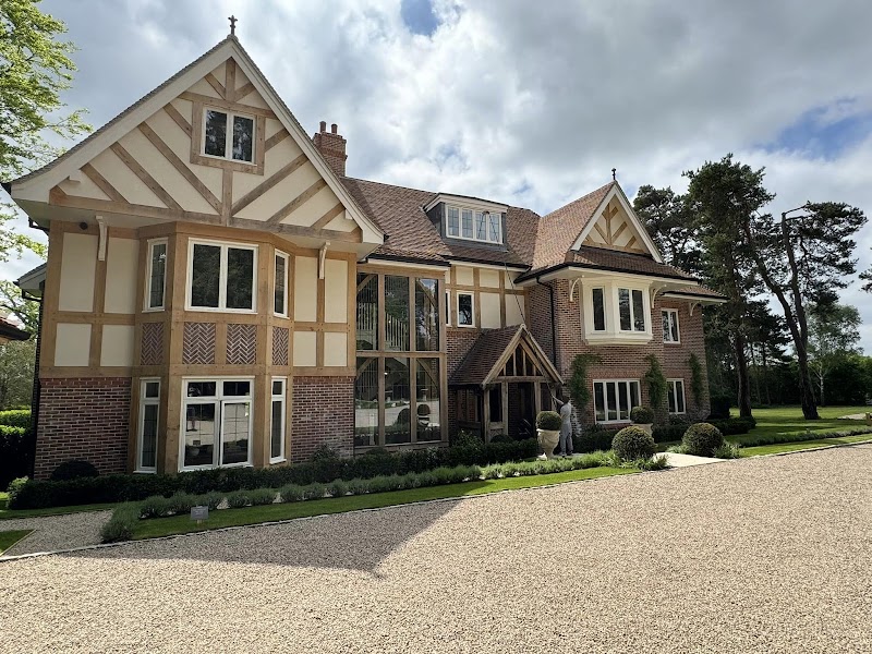 D J Window Cleaners - Professional Service from Park Gate to Waterlooville