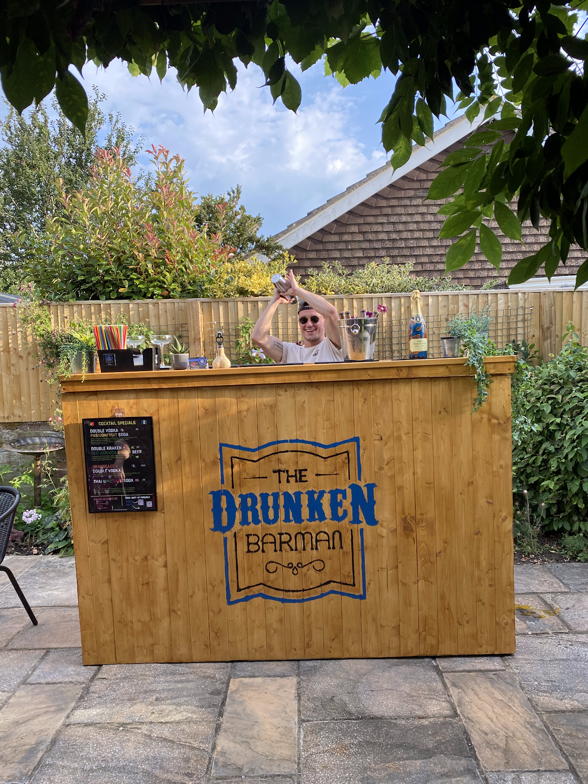 69 Five-Star Reviews for a Mobile Bar. The Drunken Barman Is Booked Solid for a Reason.