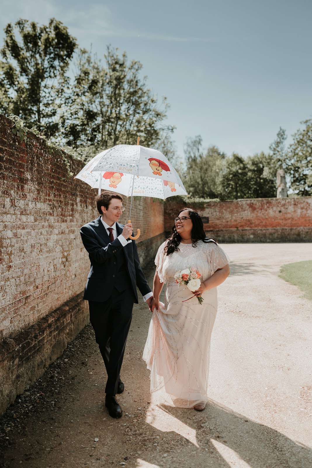 The Wedding Photographer Who Makes Couples Forget He's Even There