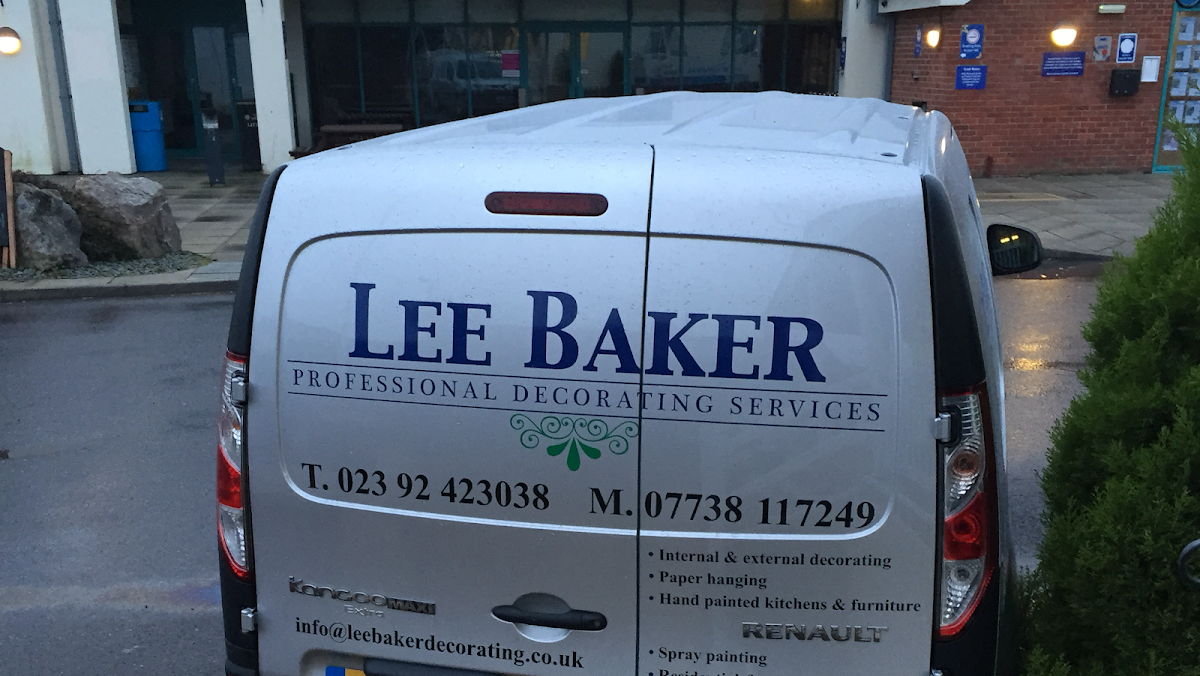 Lee Baker Professional Decorating Services: 6 Five-Star Reviews From Hayling Island Locals