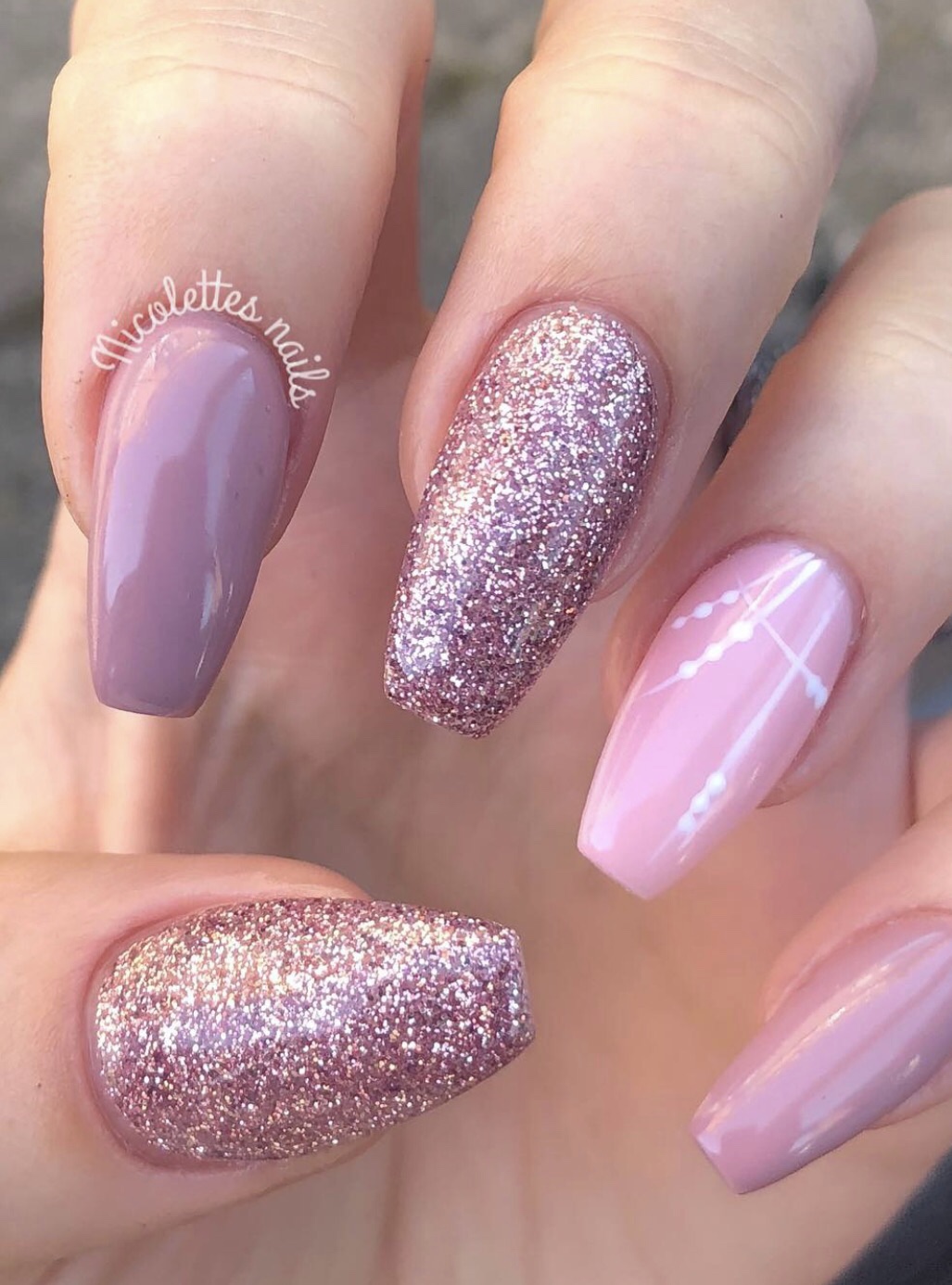 The Nail Tech Trainer With 59 Perfect Reviews and a Waiting List of Students