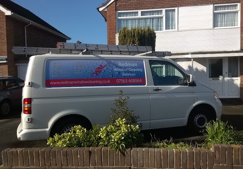 S Redman Window Cleaning - Fareham Operator Covering Waterlooville