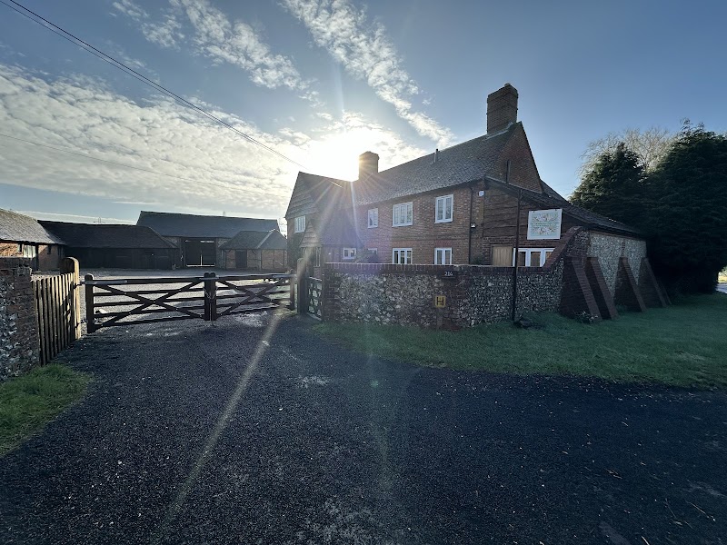 Summers and Co Hair Boutique @ The Farmhouse Sanctuary: 227 Reviews Can't Be Wrong