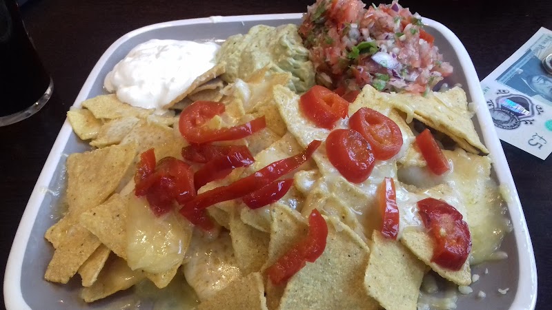 The Waterlooville Pub Where Grandkids Still Ask to Go Back